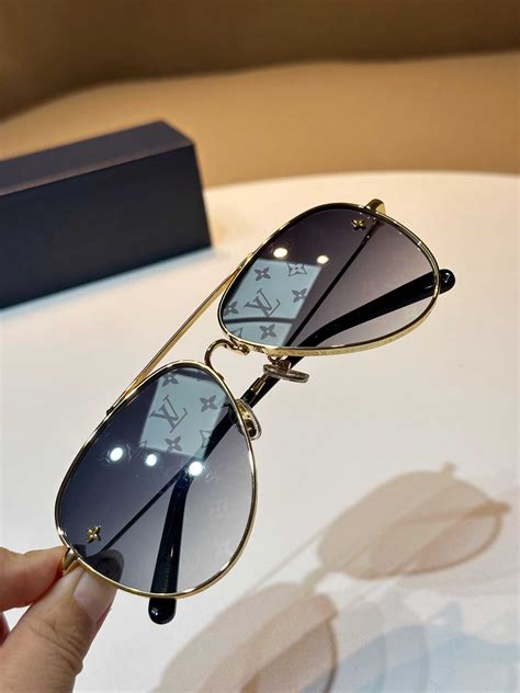 louis vuitton gold rim sunglasses